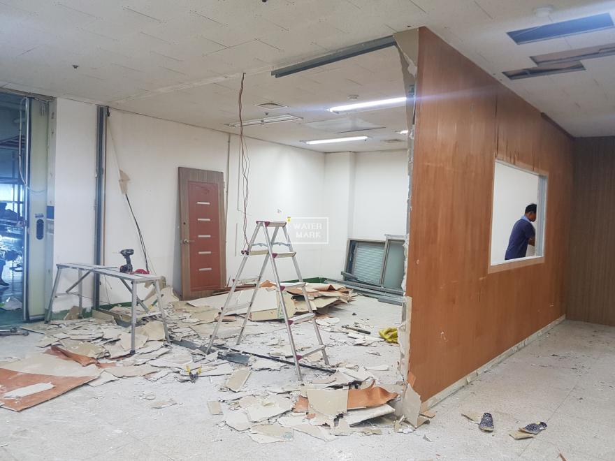 내부 철거 공사